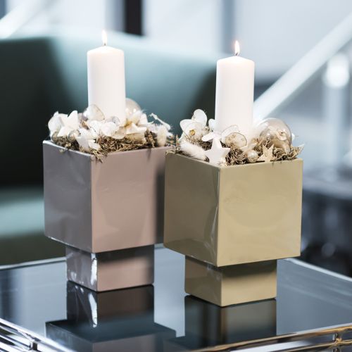Article Pot décoratif carré en métal gris avec socle intégré 22 cm